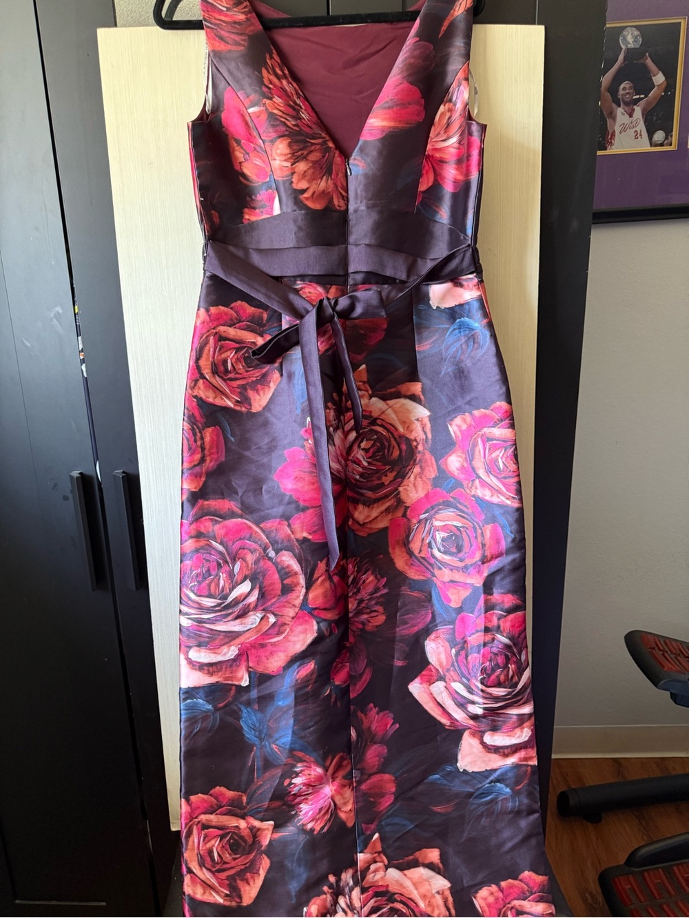Kay Unger Floral Satin Cocktail Dress in Black with Orange-Pink Blooms - Picture 4 of 9